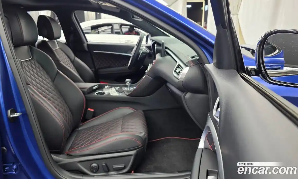 Genesis G70 2024 3.3 гидро, фото 17