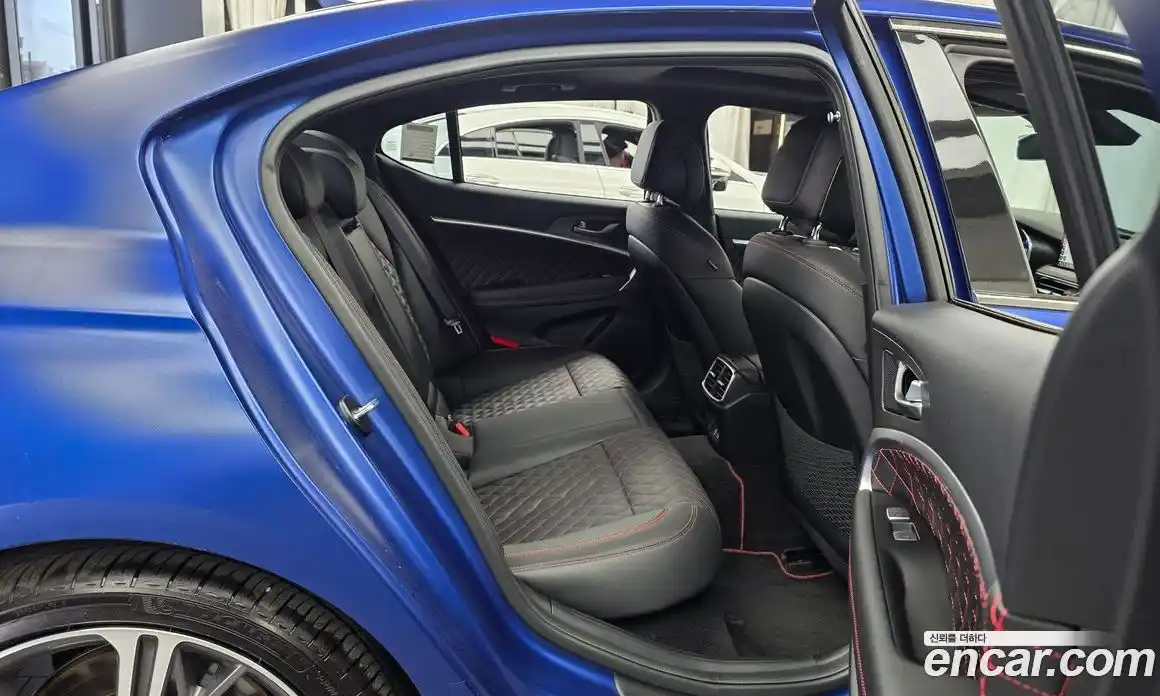 Genesis G70 2024 3.3 гидро, фото 18