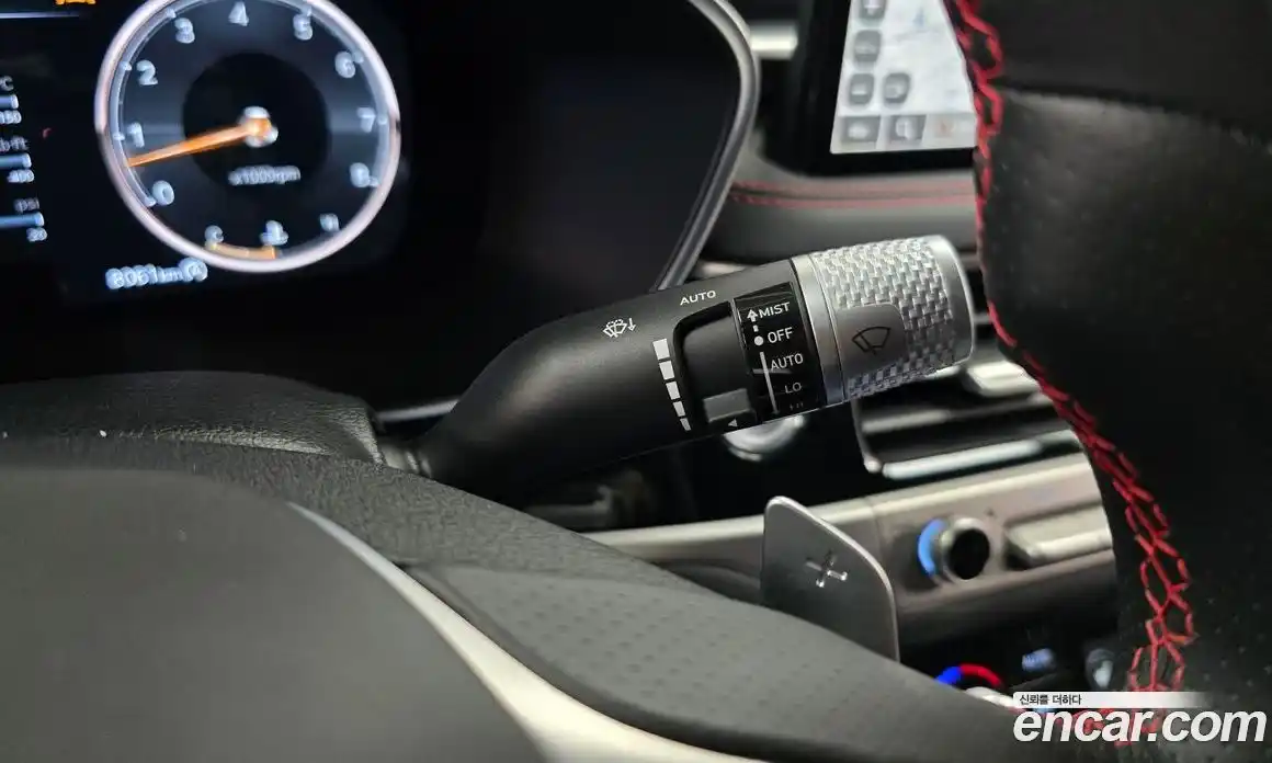 Genesis G70 2024 3.3 гидро, фото 30