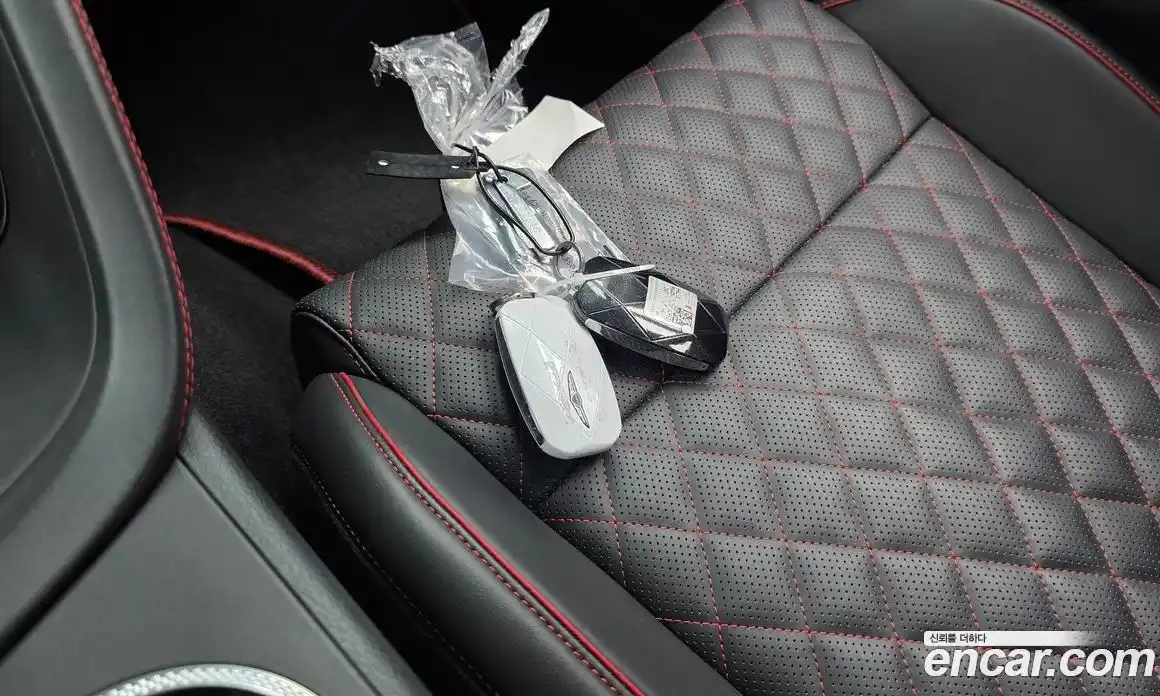 Genesis G70 2024 3.3 гидро, фото 35