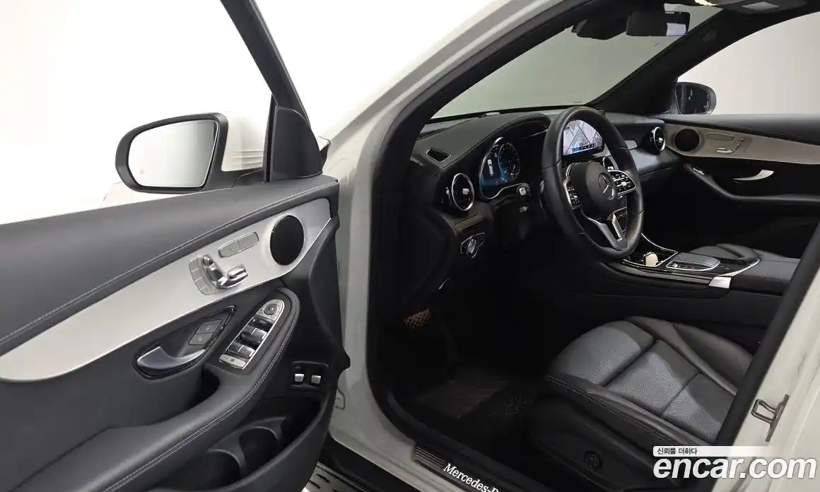 Mercedes-Benz GLC-Class 2021 2.0 автомат (гидро), фото 13