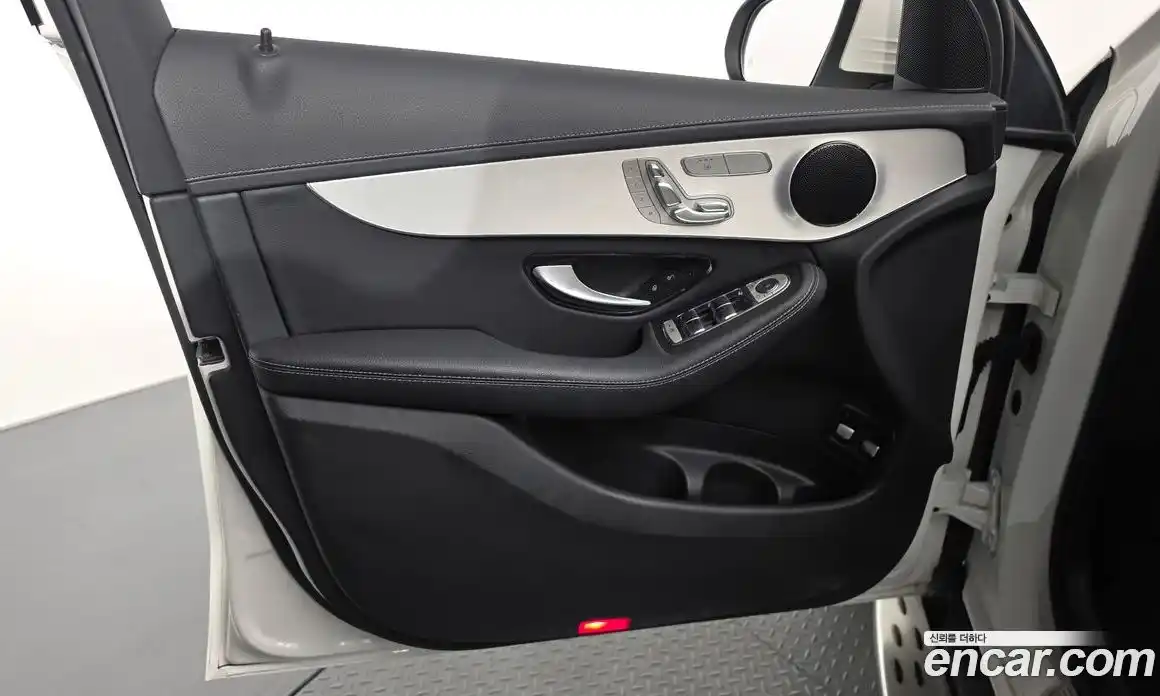Mercedes-Benz GLC-Class 2021 2.0 автомат (гидро), фото 14
