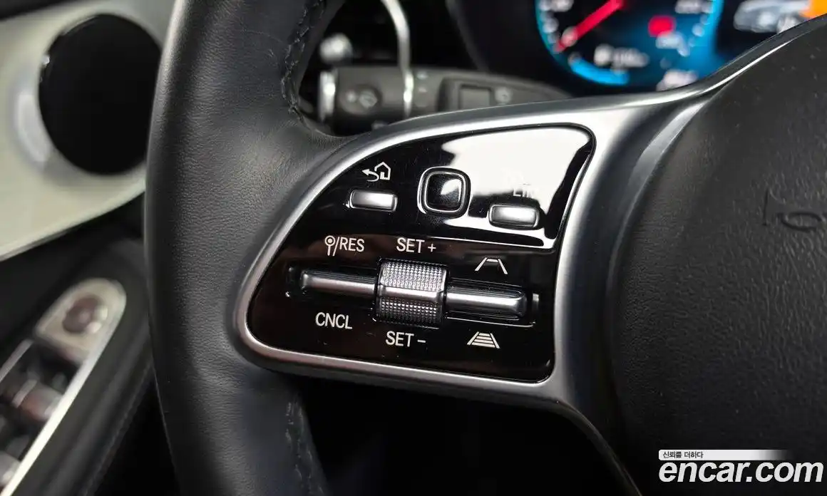 Mercedes-Benz GLC-Class 2021 2.0 автомат (гидро), фото 23
