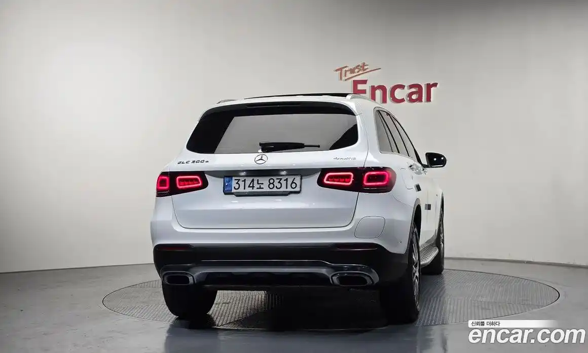 Mercedes-Benz GLC-Class 2021 2.0 автомат (гидро), фото 4
