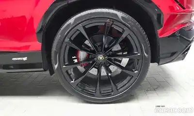 Lamborghini Urus 2024 4.0 гидро, миниатюра 7