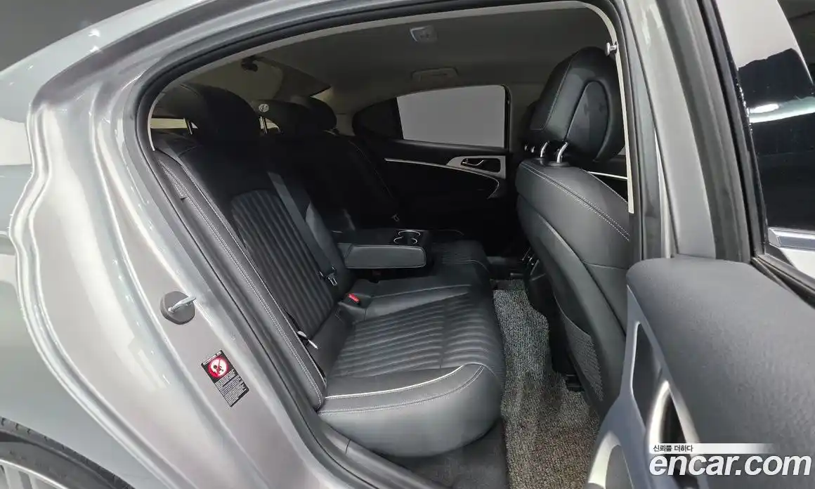 Genesis G70 2020 2.0 автомат (гидро), фото 19