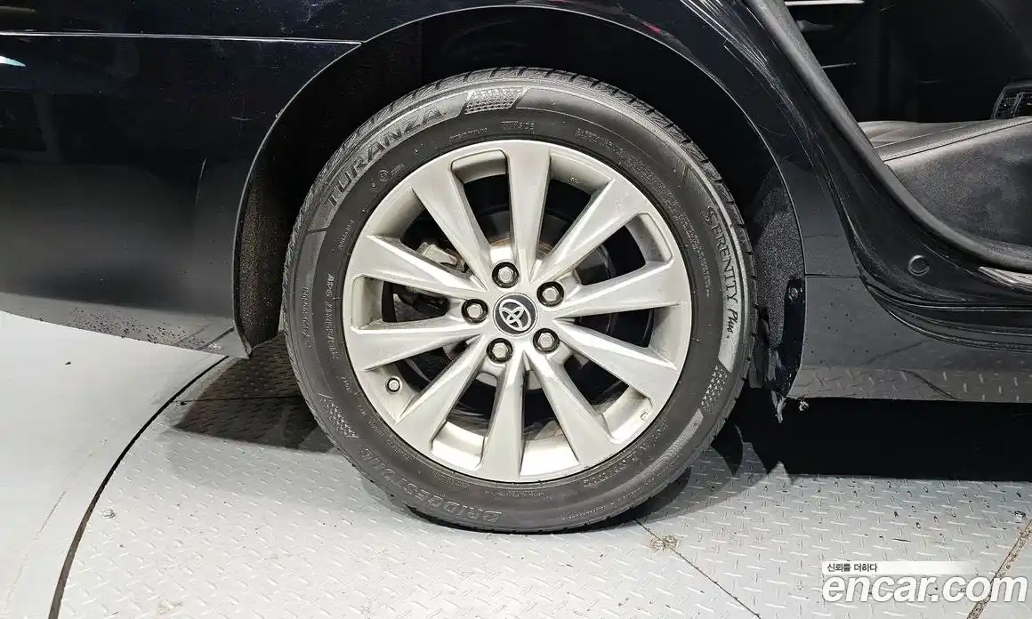 Toyota Camry 2016 2.5 гидро, фото 5