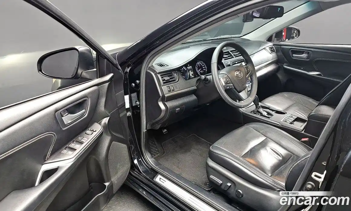 Toyota Camry 2016 2.5 гидро, фото 10
