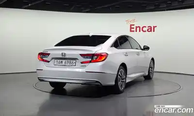 Honda Accord 2018 2.0 автомат (гидро), миниатюра 2