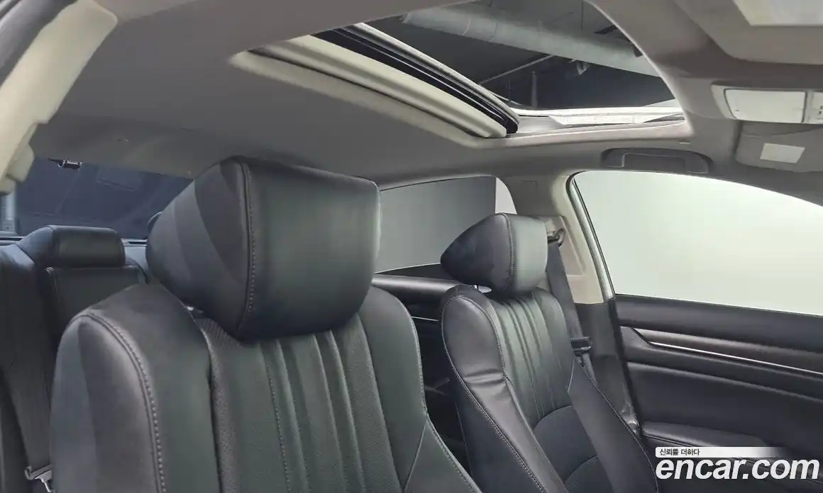 Honda Accord 2018 2.0 автомат (гидро), фото 23