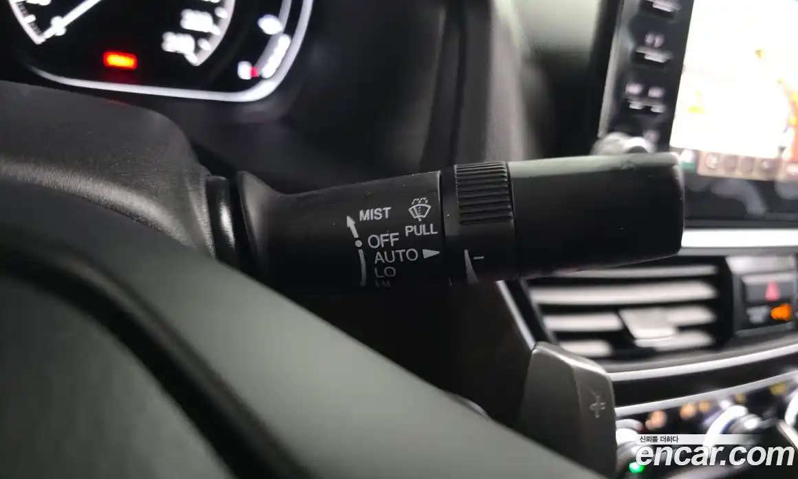 Honda Accord 2018 2.0 автомат (гидро), фото 25