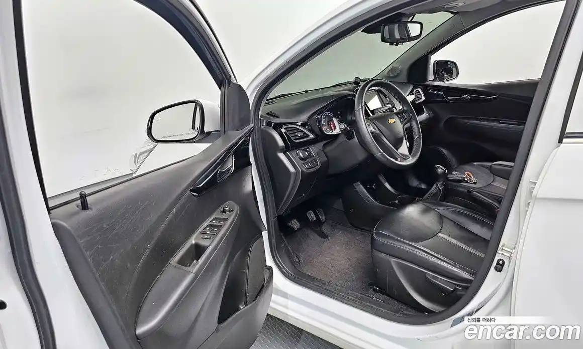 Chevrolet Spark 2020 1.0 механика, фото 13