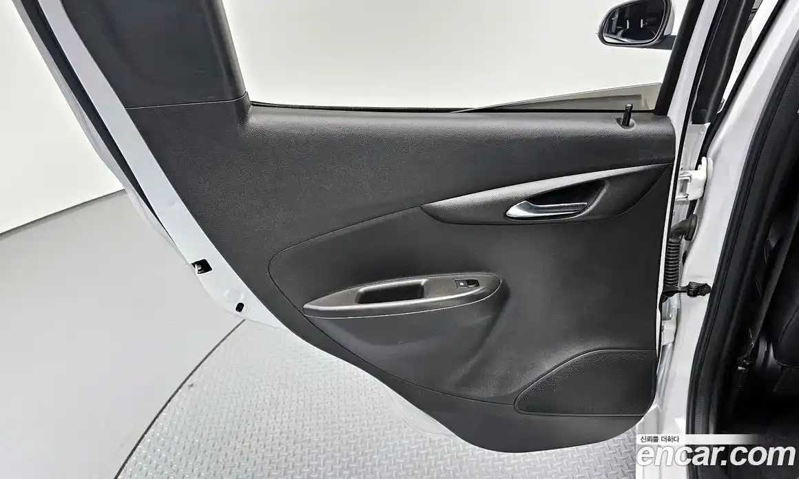 Chevrolet Spark 2020 1.0 механика, фото 15