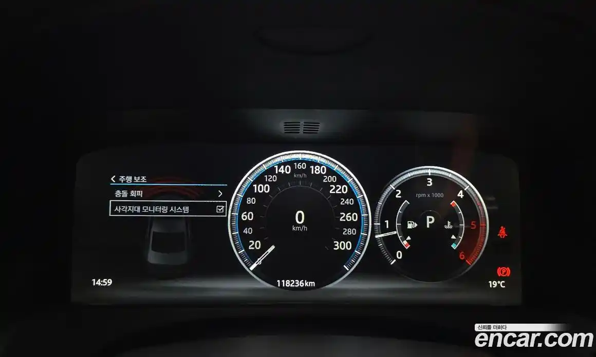 Jaguar XF 2018 2.0 гидро, фото 11