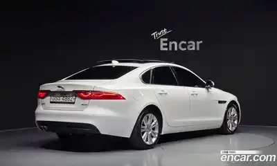 Jaguar XF 2018 2.0 гидро, миниатюра 2