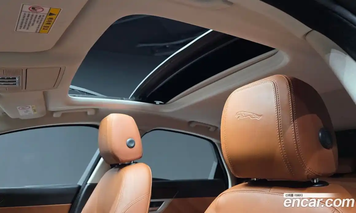 Jaguar XF 2018 2.0 гидро, фото 24