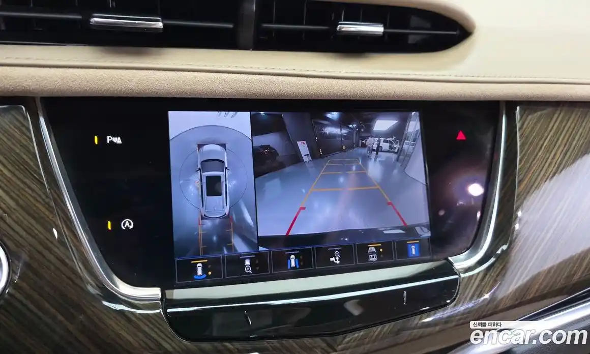 Cadillac XT6 2023 3.6 гидро, фото 15