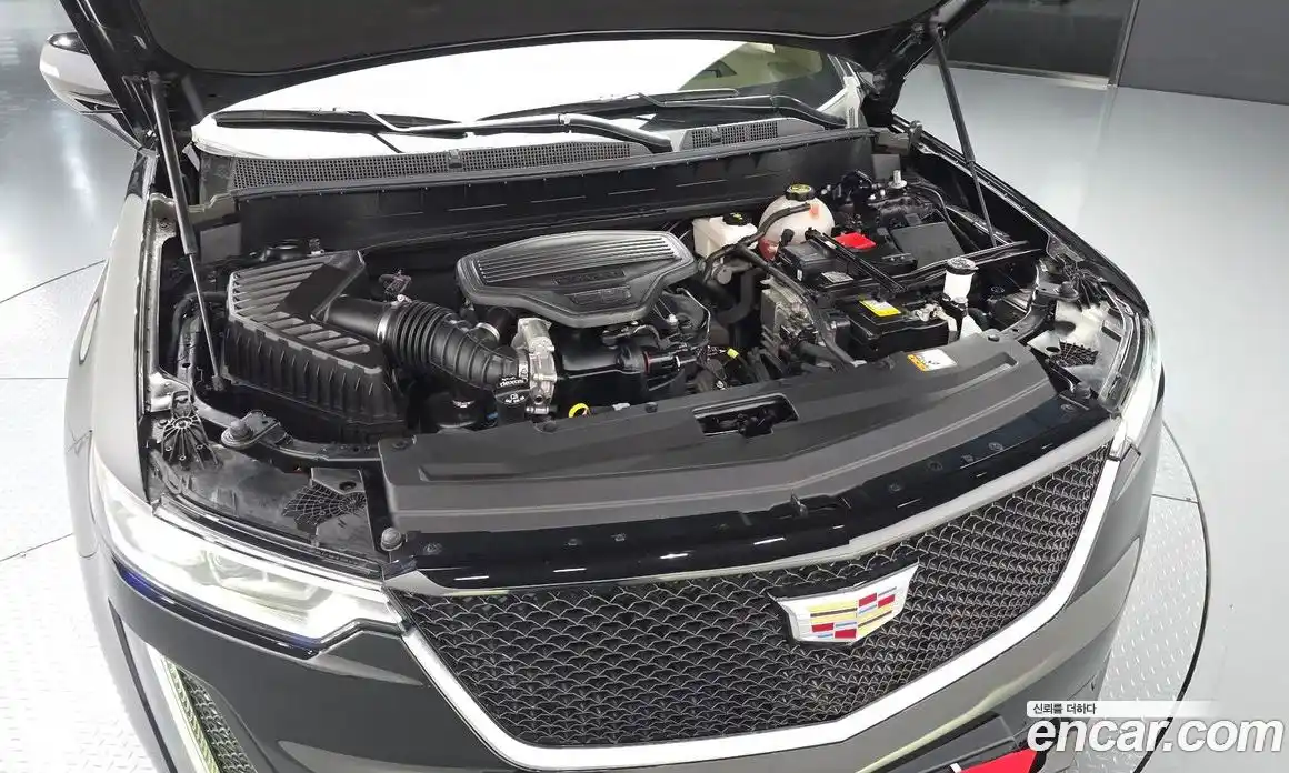 Cadillac XT6 2023 3.6 гидро, фото 6