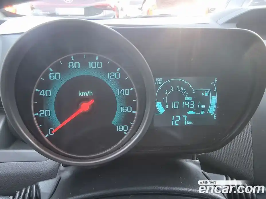 Chevrolet Spark 2014 1.0 автомат (гидро), фото 8