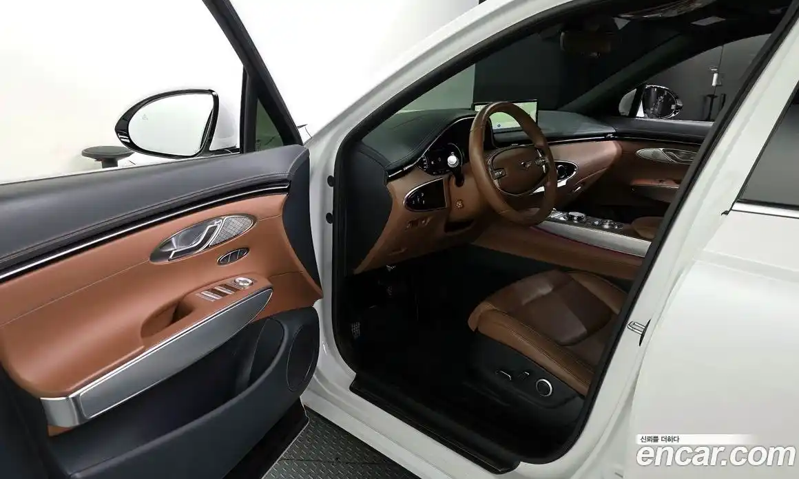 Genesis GV70 2022 2.2 автомат (гидро), фото 13