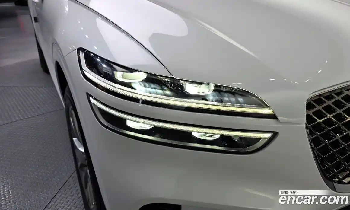 Genesis GV70 2022 2.2 автомат (гидро), фото 8