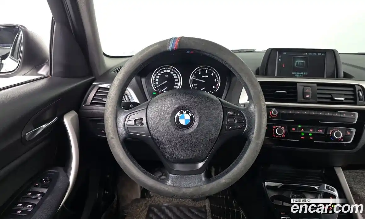 BMW 1 серия 2017 2.0 автомат (гидро), фото 19