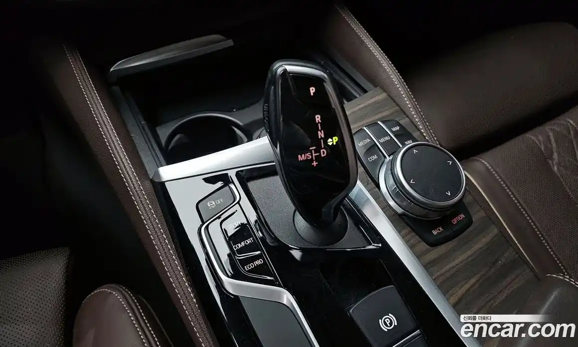 BMW 5 серия 2020 2.0 автомат (гидро), фото 9