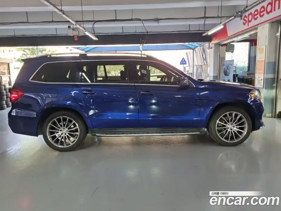 Mercedes-Benz GLS-Class 2017 4.7 гидро, фото 8 Mercedes-Benz GLS-Class 2017 4.7 гидро, фото 8