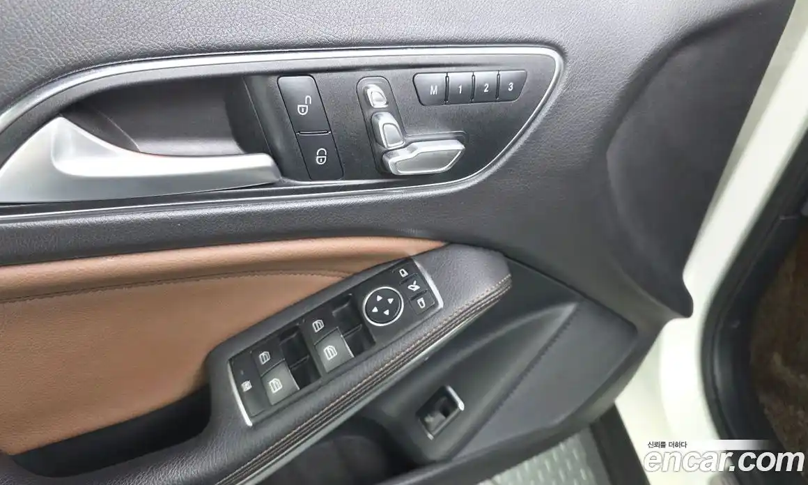 Mercedes-Benz GLA-Class 2017 2.0 гидро, фото 29 Mercedes-Benz GLA-Class 2017 2.0 гидро, фото 29