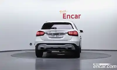 Mercedes-Benz GLA-Class 2017 2.0 гидро, миниатюра 4 Mercedes-Benz GLA-Class 2017 2.0 гидро, миниатюра 4