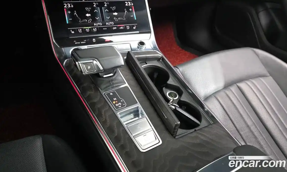 Audi A6 2021 2.0 автомат (гидро), фото 9