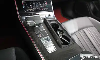 Audi A6 2021 2.0 автомат (гидро), миниатюра 9