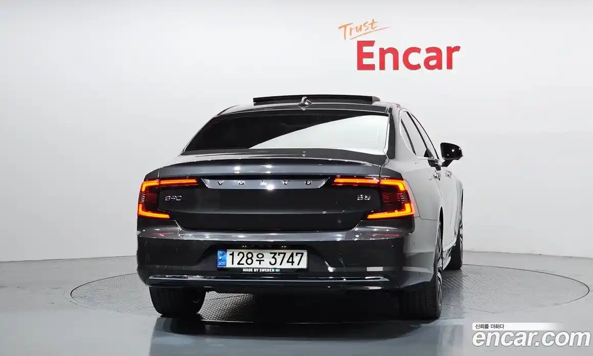 Volvo S90 2022 2.0 автомат (гидро), фото 4