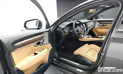 Volvo S90 2022 2.0 автомат (гидро), миниатюра 10