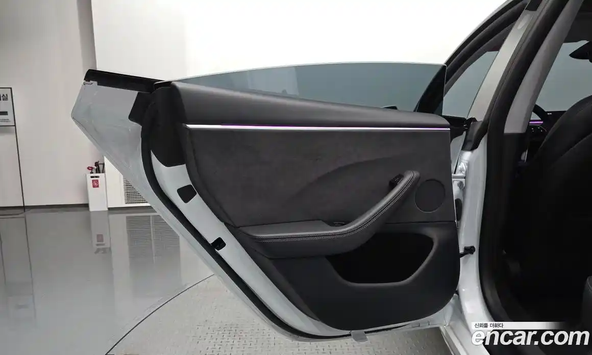 Tesla Model 3 2024 0.2 гидро, фото 14