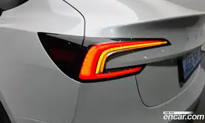 Tesla Model 3 2024 0.2 гидро, миниатюра 8