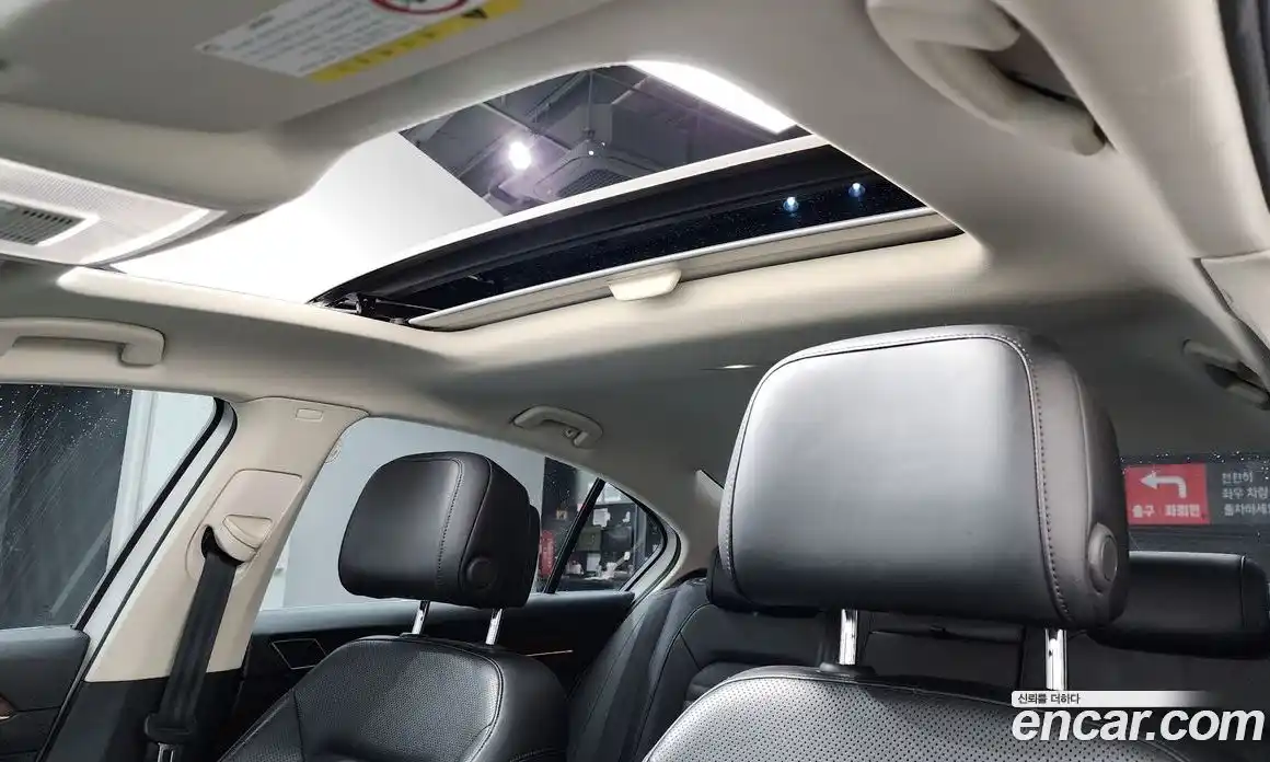 Volkswagen Passat 2018 2.0 автомат (гидро), фото 16