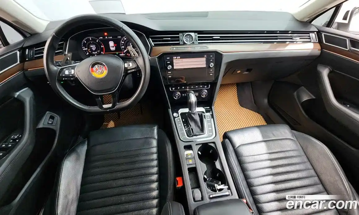 Volkswagen Passat 2018 2.0 автомат (гидро), фото 7