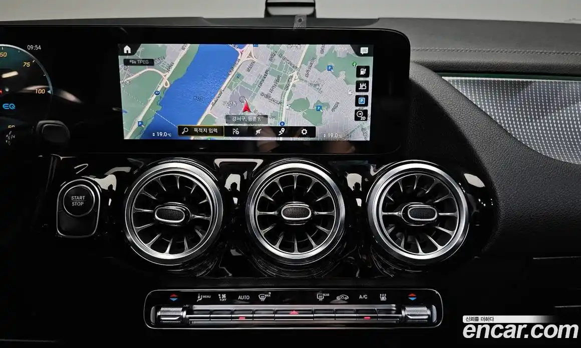 Mercedes-Benz EQA 2023 0.2 гидро, фото 18