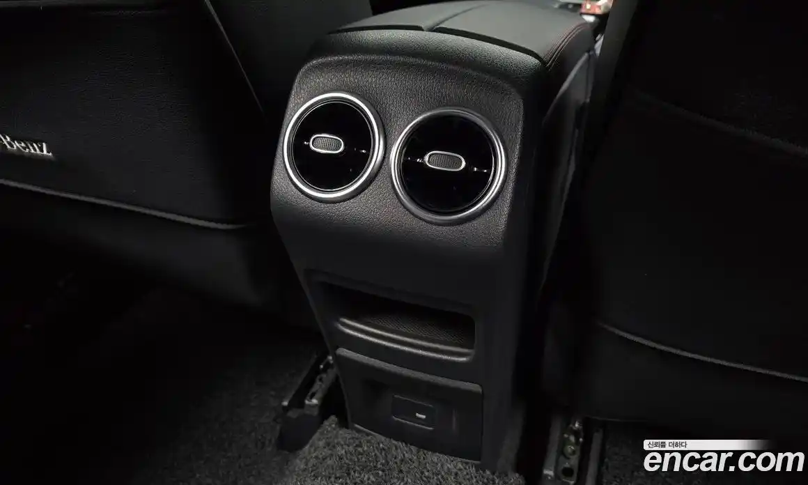 Mercedes-Benz GLB-Class 2021 2.0 гидро, фото 30