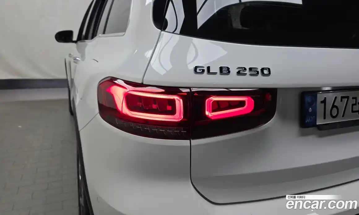 Mercedes-Benz GLB-Class 2021 2.0 гидро, фото 9