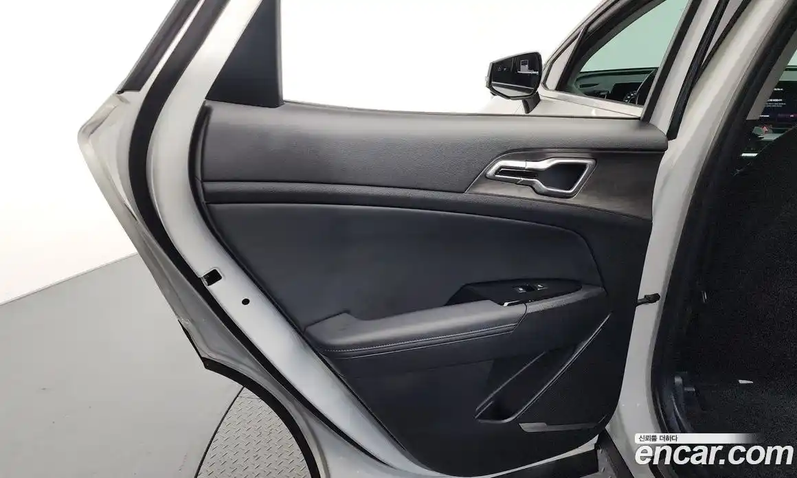Kia Sportage 2023 1.6 гидро, фото 14