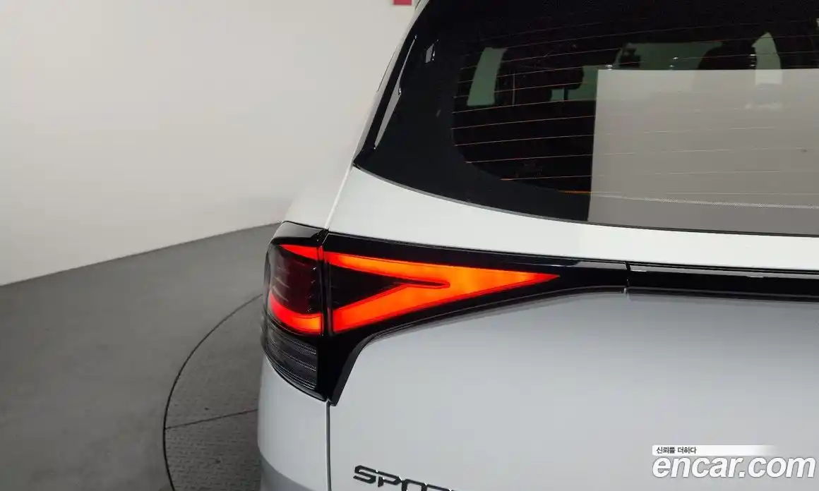 Kia Sportage 2023 1.6 гидро, фото 8
