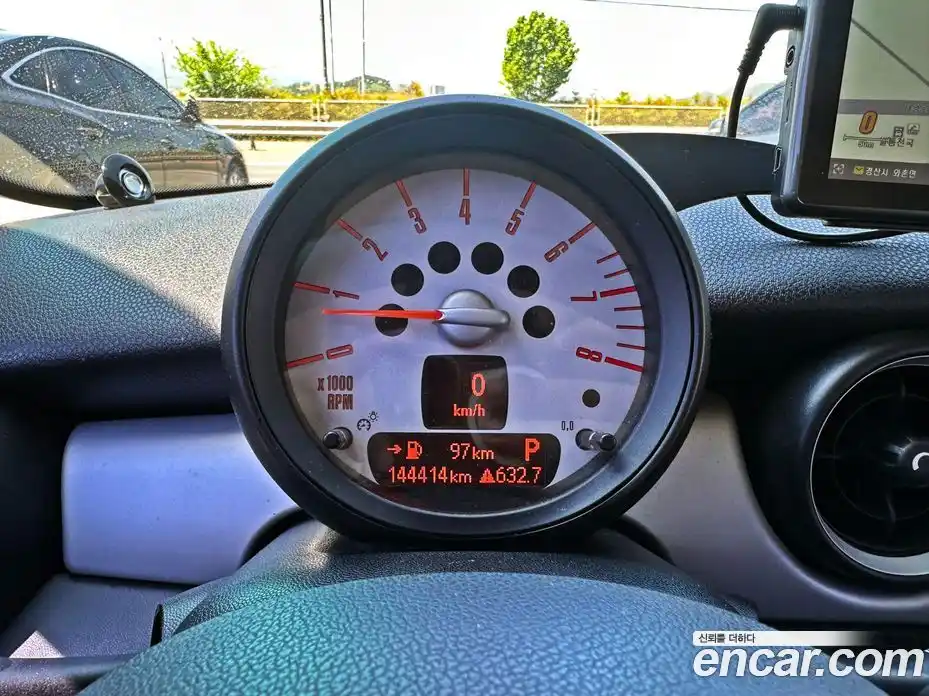 Mini Cooper 2011 1.6 автомат (гидро), фото 12