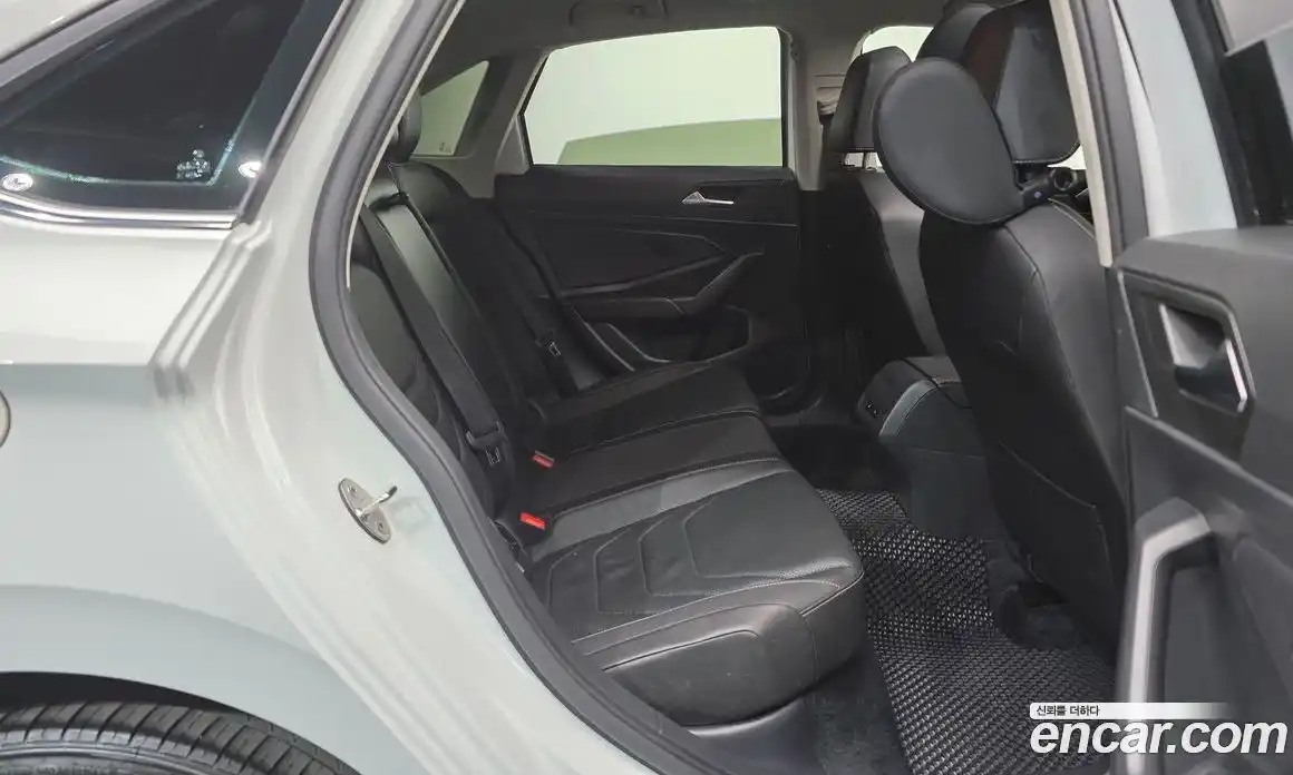 Volkswagen Jetta 2021 1.4 автомат (гидро), фото 11