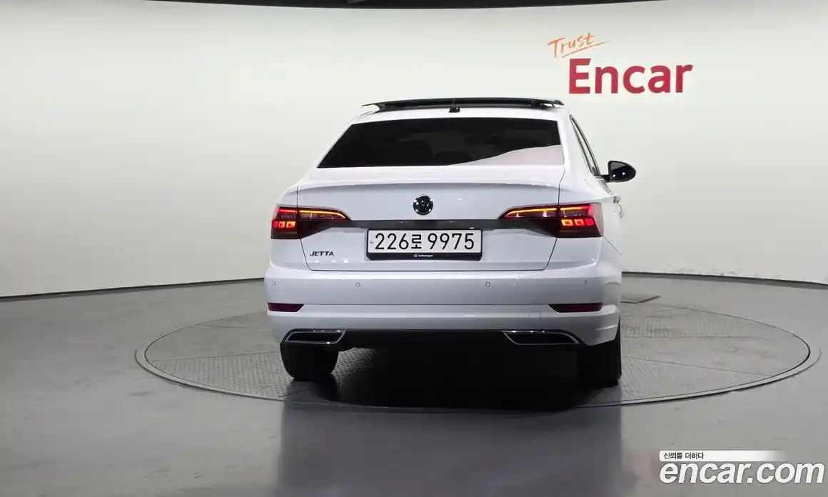 Volkswagen Jetta 2021 1.4 автомат (гидро), фото 4