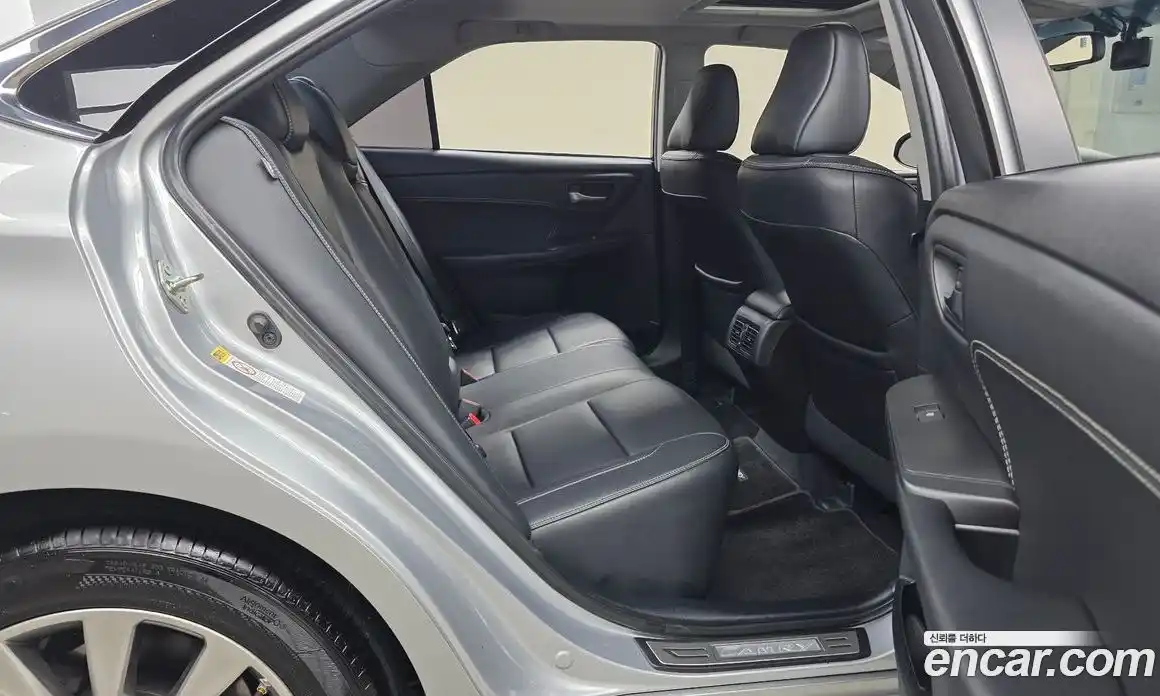 Toyota Camry 2015 2.5 гидро, фото 12