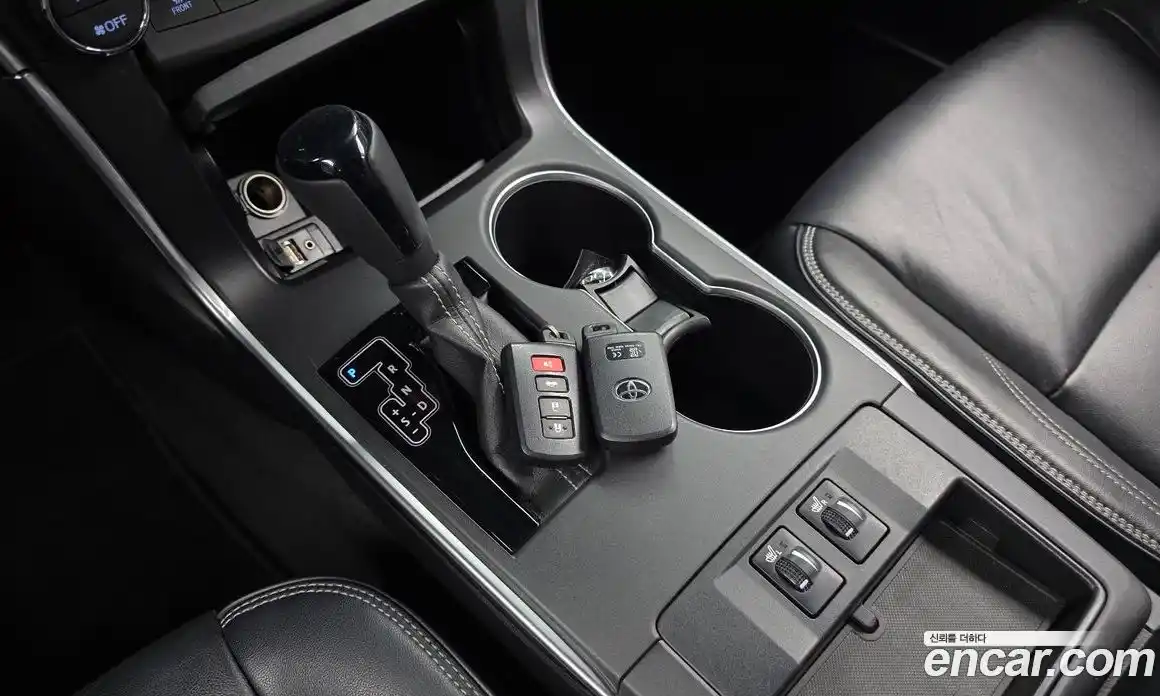 Toyota Camry 2015 2.5 гидро, фото 9