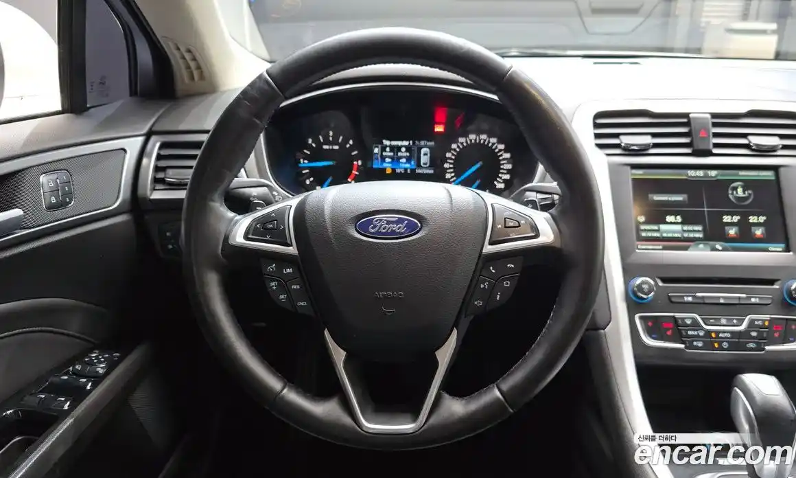 Ford Mondeo 2016 2.0 автомат (гидро), фото 13