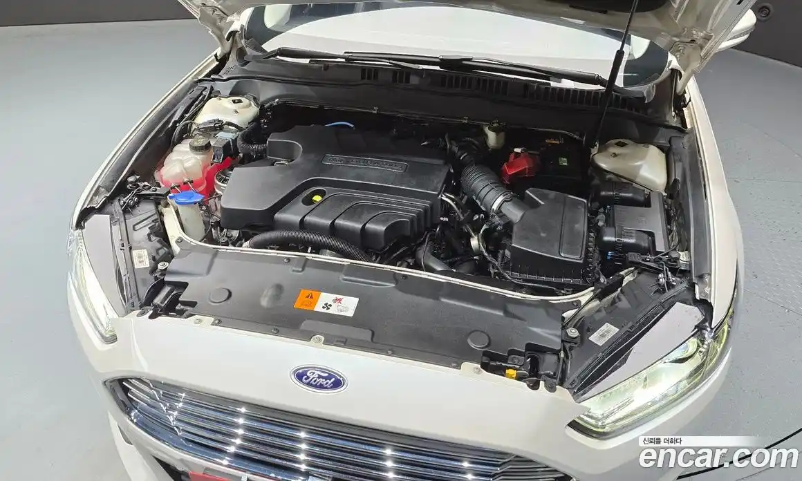 Ford Mondeo 2016 2.0 автомат (гидро), фото 6
